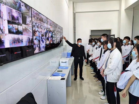 市信息工程学校举办&ldquo;餐厅开放日&rdquo;活动